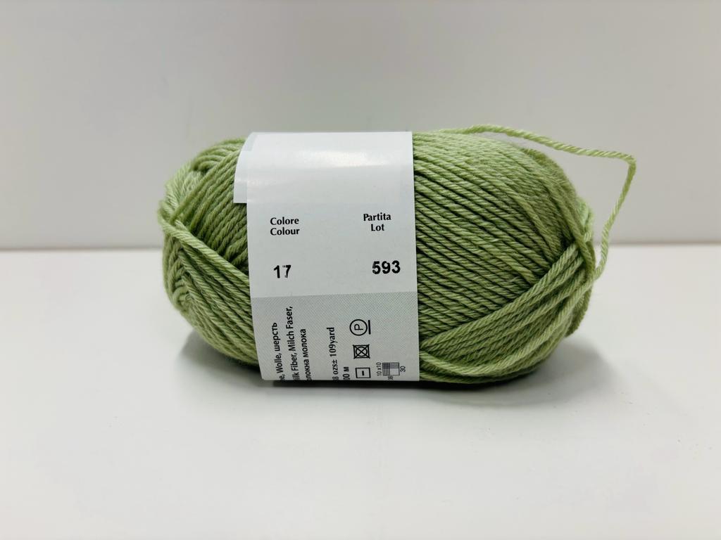 prezzi pazzi - 12 gomitoli -verde chiaro 17 - labottegadelleideelecco.it